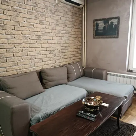 Front Apartment